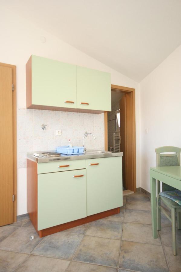Apartment With A Parking Space - 9696